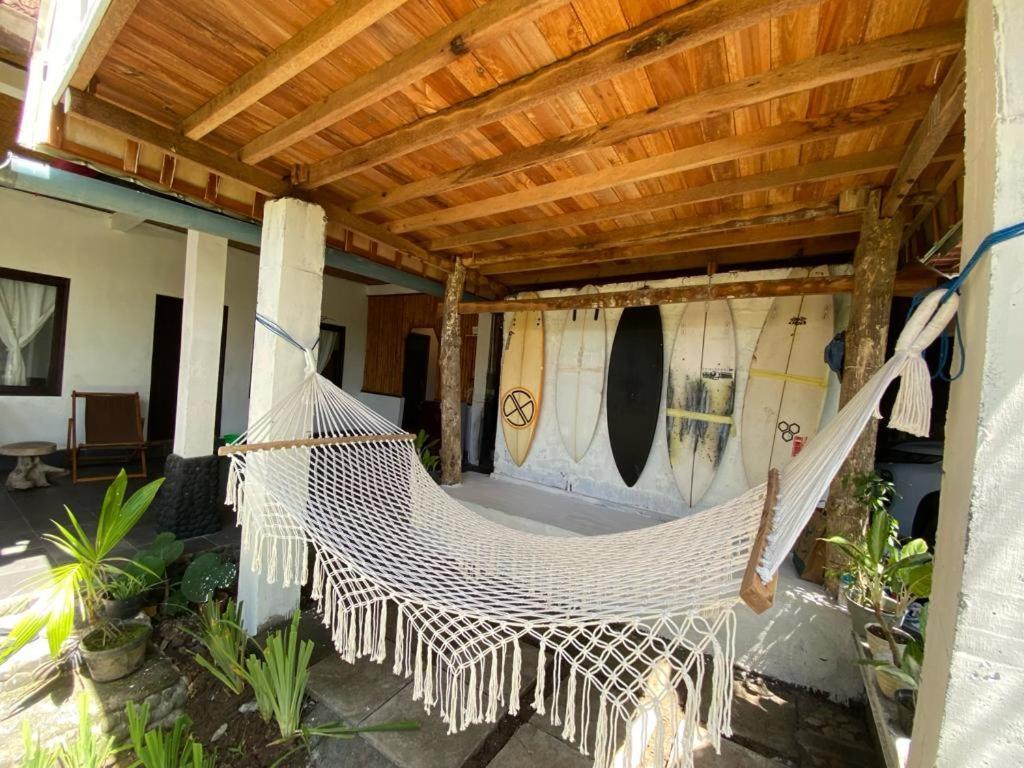 Sumbul surf lodge Jembrana Exterior foto