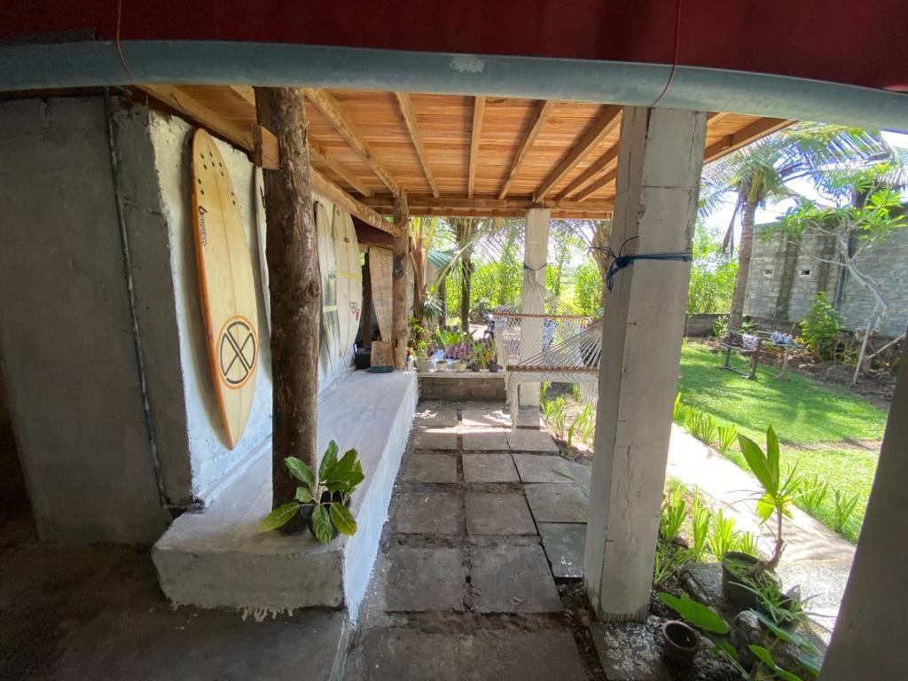 Sumbul surf lodge Jembrana Exterior foto