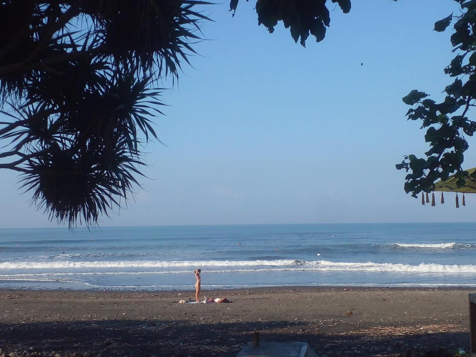 Sumbul surf lodge Jembrana Exterior foto