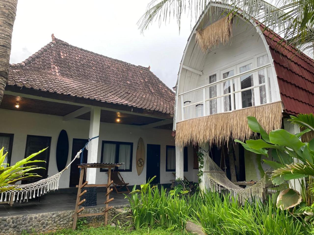 Sumbul surf lodge Jembrana Exterior foto